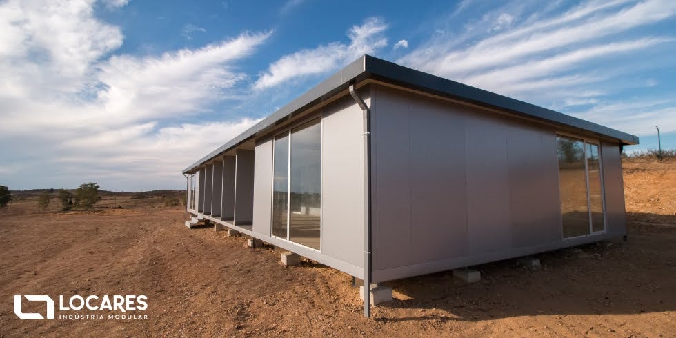 Locares Modular | Módulos Habitáveis Pré-Moldados ES BA RJ MG SP Módulo Habitável para Chácaras e Sítios: Praticidade e Conforto no Campo